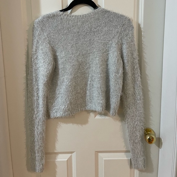 Abercrombie and Fitch sweater ; size s - Picture 2 of 2